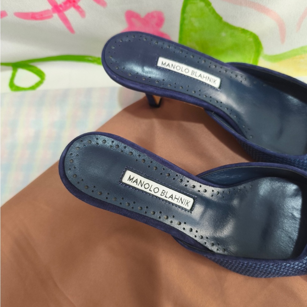 Manolo Blahnik Navy Textured Pointed Mule Heels with Buckle Accent - Picture 2 of 9